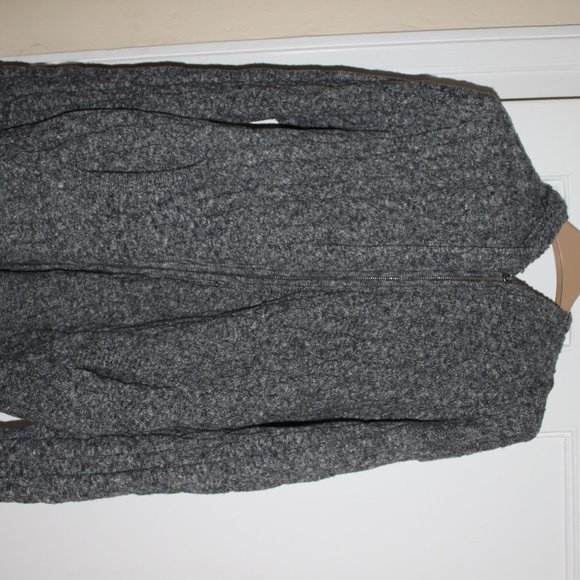 Cable knit zip up hoodie - Picture 6 of 6